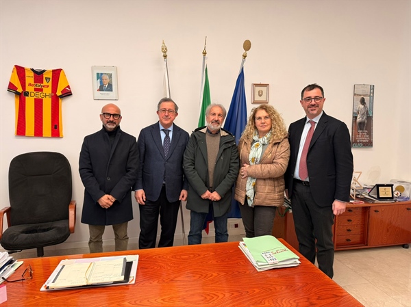 SITO ARCHEOLOGICO DI ROCA E GROTTE DELLA POESIA, IL COMUNE DI MELENDUGNO FIRMA IL PARTENARIATO SPECIALE PUBBLICO PRIVATO CON ARTWORK